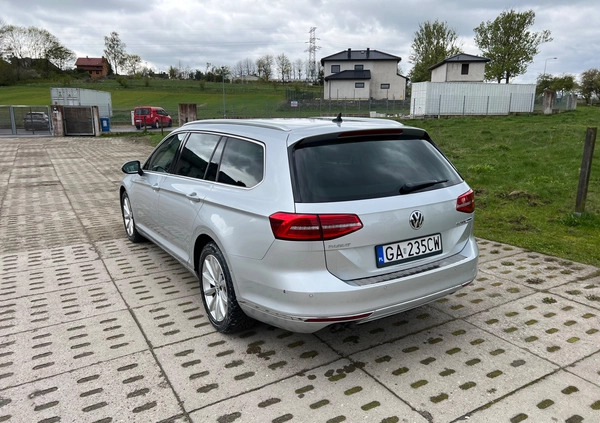 Volkswagen Passat cena 57600 przebieg: 283000, rok produkcji 2015 z Gdańsk małe 67